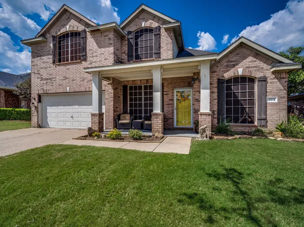 904 Cutting Horse Dr, Mansfield, TX 76063