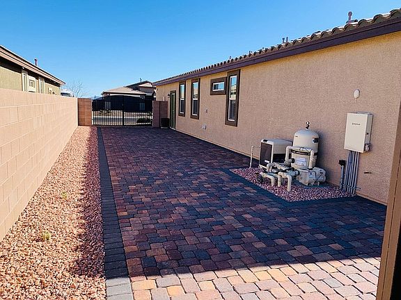 4th image of 7265 Quaking Aspen St
