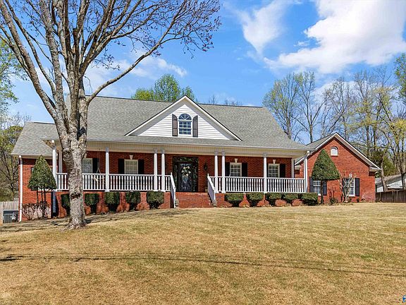 2nd image of 203 Kelsey Lynn Ln