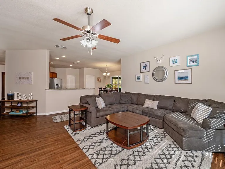 2413 Michelle Creek Dr — Photo 14