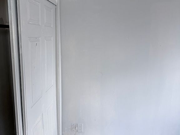 5th image of 1519A Auld Ln #A