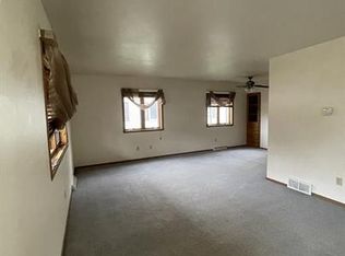 1207 Rosehill Rd, Kaukauna, WI 54130