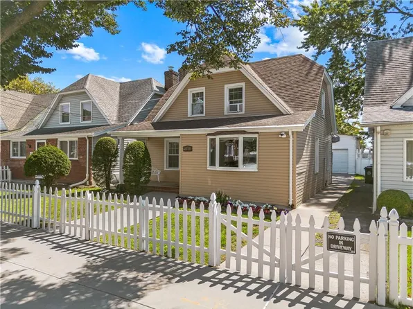 3710 Avenue P image 4 of 40