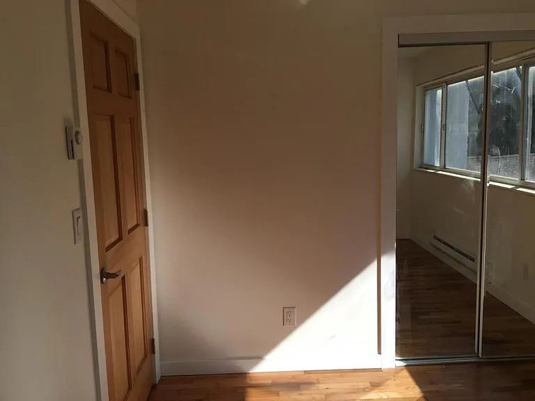 1815 E Thomas St — Photo 9