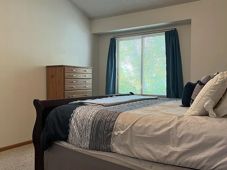 2032 Prairie View Ct — Photo 26