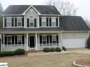 16 Bittercrest Ct, Simpsonville, SC 29680