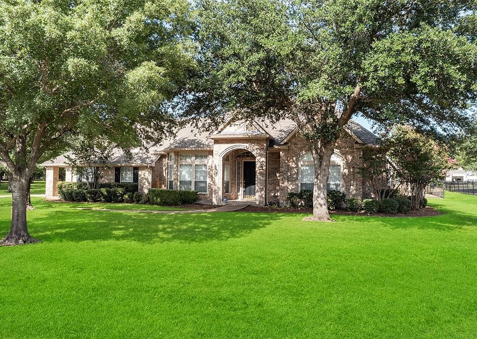 1st image of 4302 Springhill Estates Dr