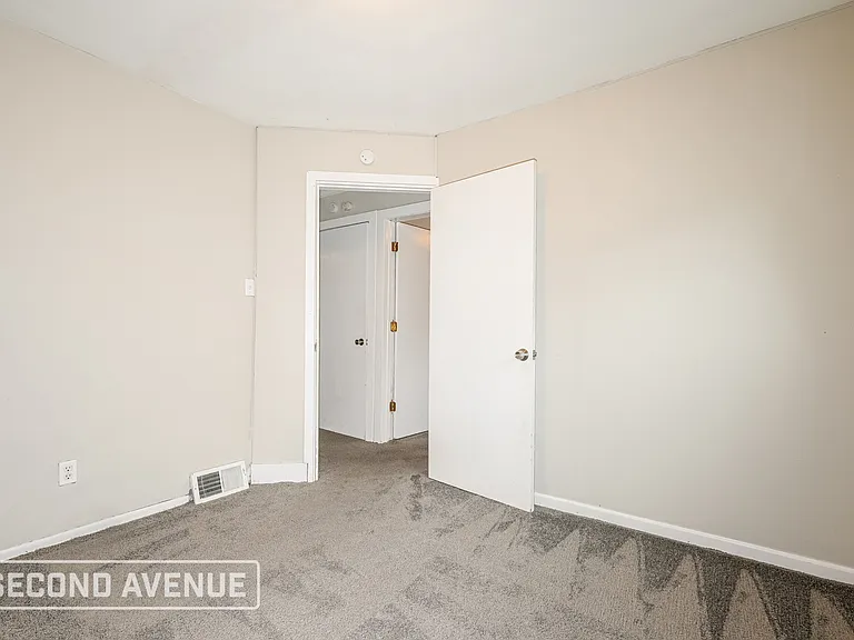 1228 Eckert Rd — Photo 8