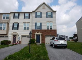 414 Charles Ave, Hanover, PA 17331