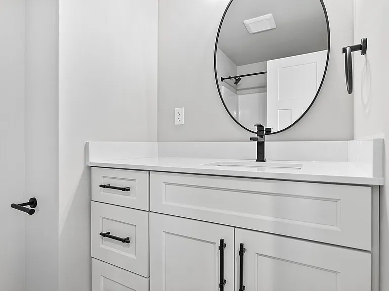2205 Dejong Dr — Photo 23