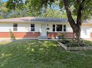 8004 Charlotte St, Kansas City, MO 64131