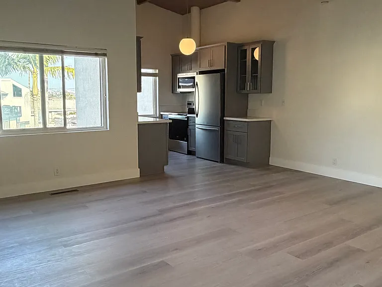 33911 Diana Dr #3 — Photo 5