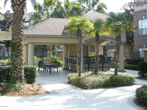 2nd image of 7800 Point Meadows Dr APT 515