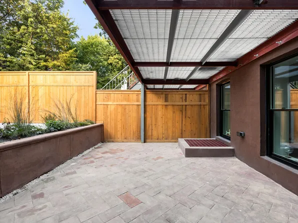 95 Monroe Street image 17 of 20