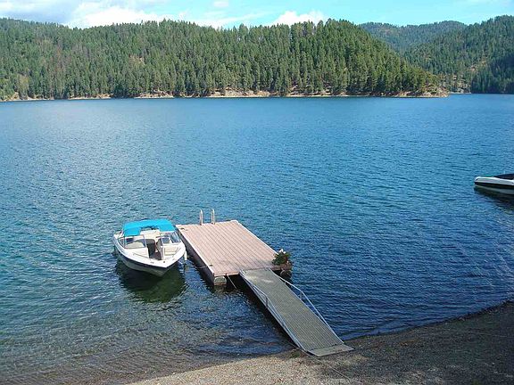 4th image of 1276 Bead Lake Dr