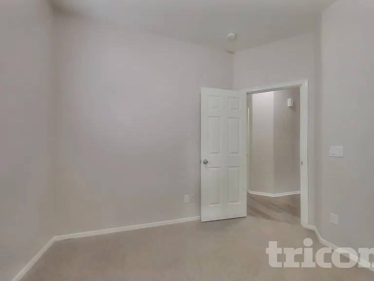 14621 W Ventura St — Photo 11