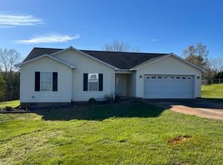 302 Walkers Ridge Rd, Shelby, NC 28152