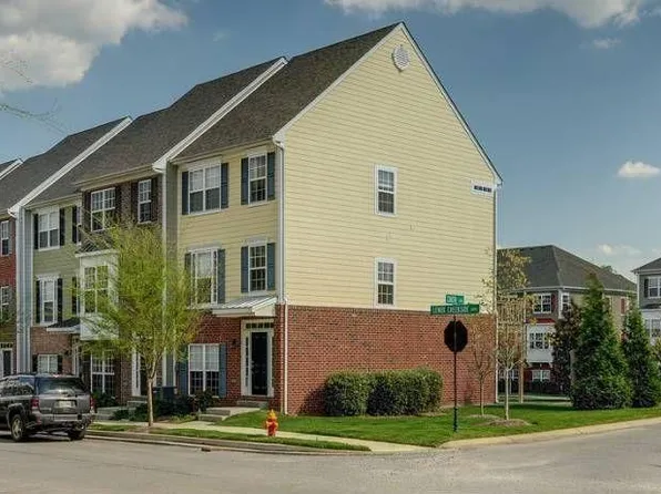 8218 Lenox Creekside Dr, Antioch, TN 37013