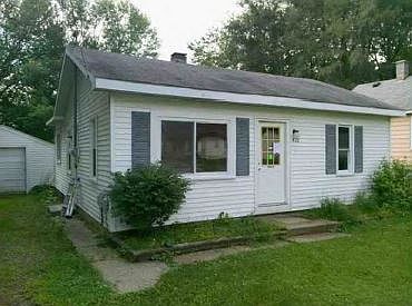 1st image of 428 Ruth St