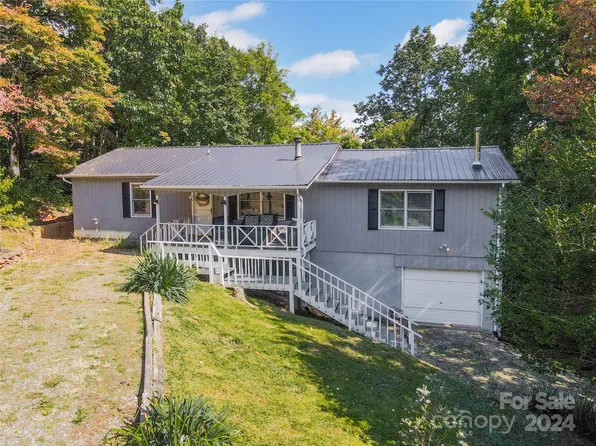 3166 Holly Rd, Connelly Springs, NC 28612