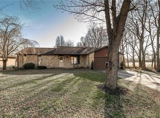 8805 W Butternut Rd, Muncie, IN 47304