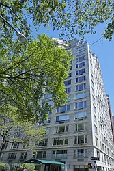 1050 Fifth Avenue in Carnegie Hill