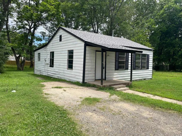 202 Roosevelt Rd, Jacksonville, AR 72076