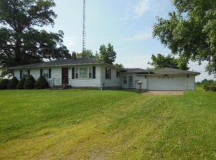 130 County Road 900 N, Bluford, IL 62814