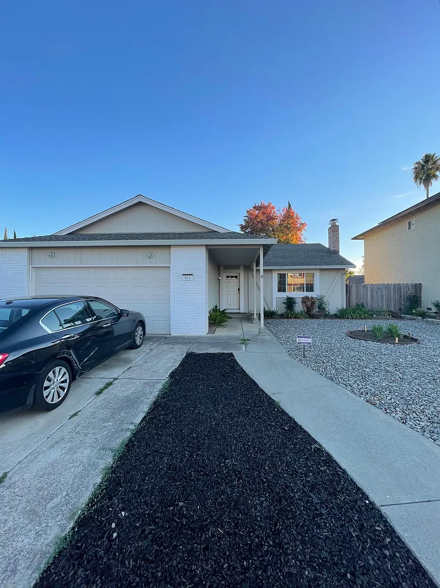 611 Tule Goose Dr photo 1