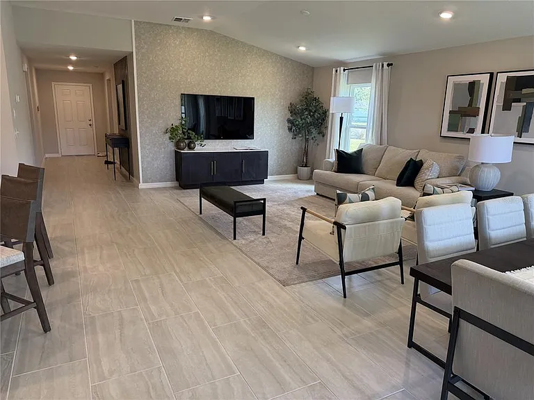 2602 Lola Ln — Photo 15