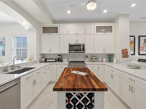 4th image of 2655 Bolero Dr #122