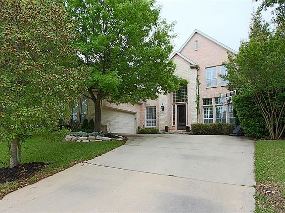 2nd image of 801 Glendale Dr