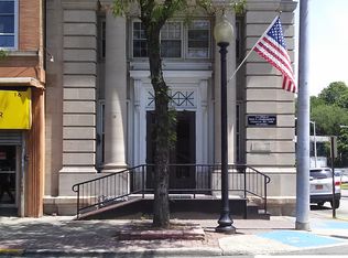 14 N Main St, Spring Valley, NY 10977