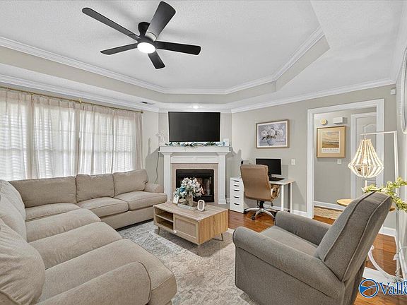 5th image of 17349 Jameson Dr