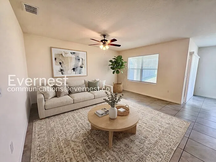 3 bed, 2.0 bath, 1672 sqft, $1,895 — Photo 4