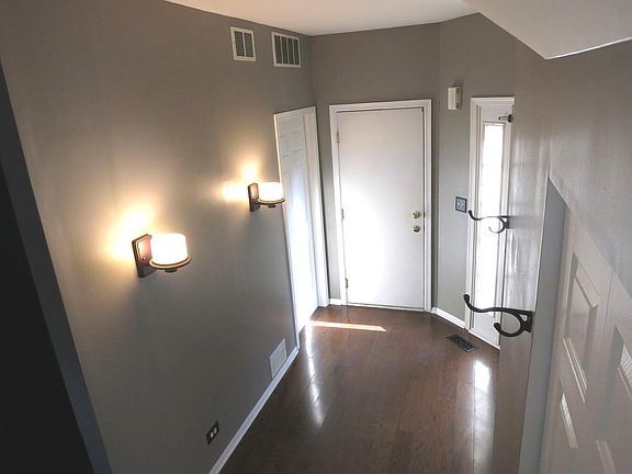 4th image of 2937 Stockton Ct #2937
