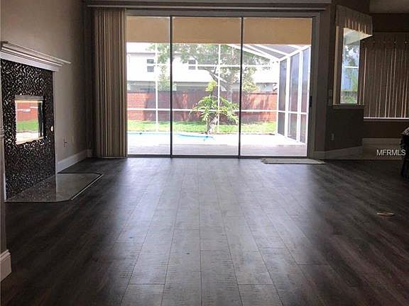 2nd image of 2069 Wembley Pl