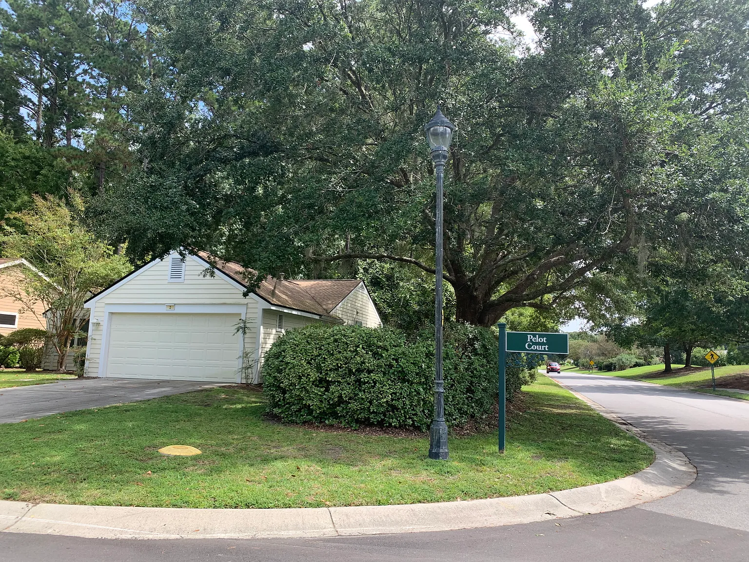 2 Pelot Ct — Photo 2
