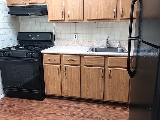 3rd image of 699 Park Ave #2