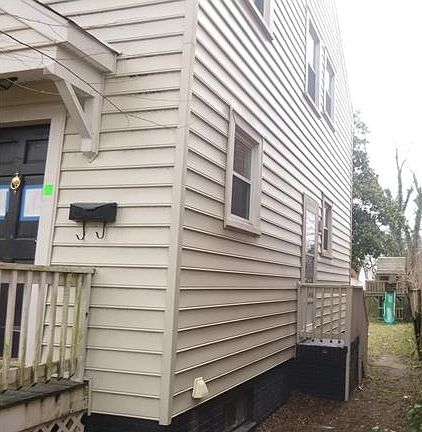 4th image of 620 E Poythress St