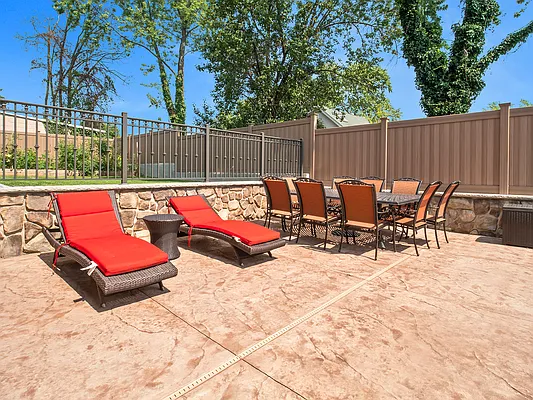 Sold by Casandra Properties Inc. | media 41