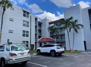 9461 Evergreen Pl APT 403, Fort Lauderdale, FL 33324