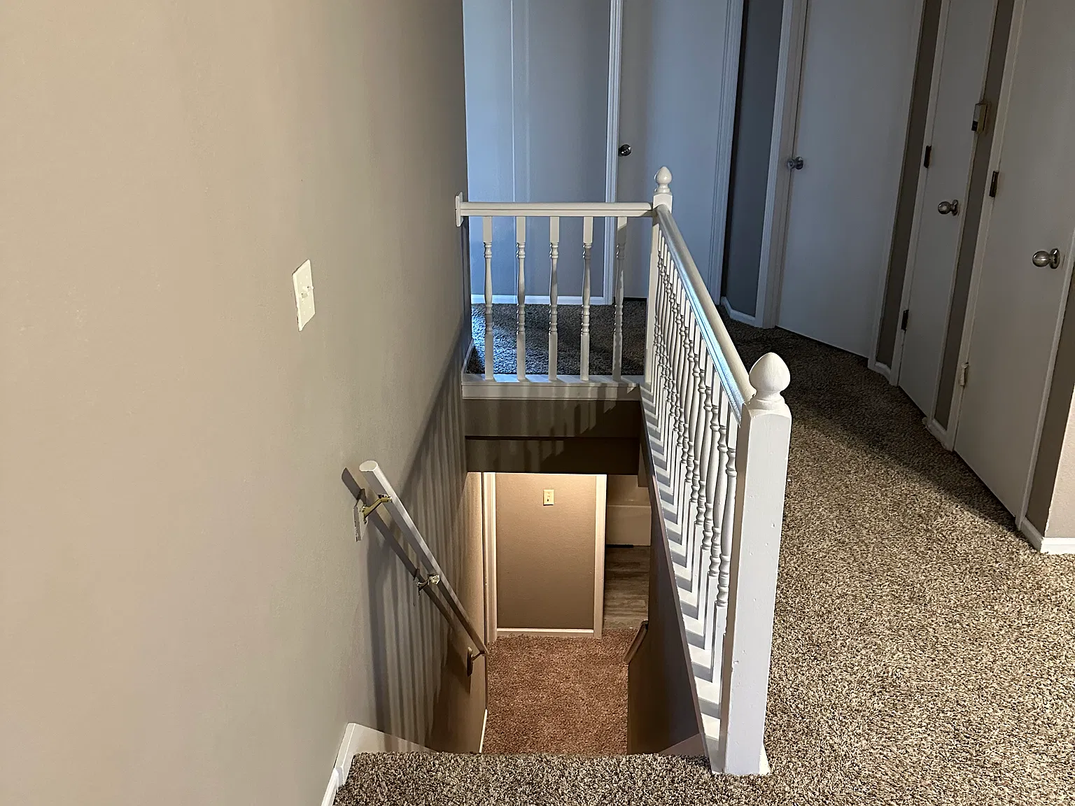 3 bed, 1800 sqft, $1,600 — Photo 2
