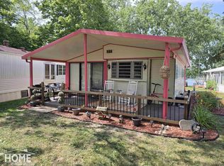 10001 E Goodall Rd #372, Durand, MI 48429