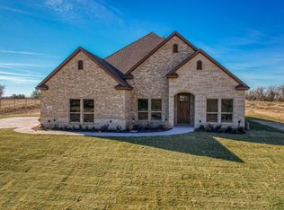 336 Sanger Dr, Springtown, TX 76082