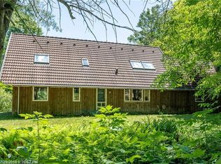 918 Gardiner Rd, Wiscasset, ME 04578