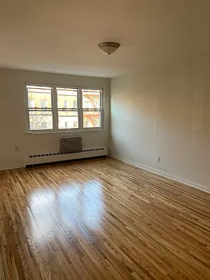 Rented by Argy Realty Inc | media 11