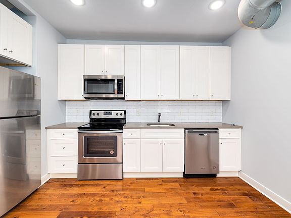 3rd image of 6090 Drexel Rd #8