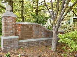 370 Cottonwood Way, Mahwah, NJ 07430