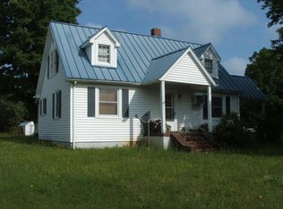 125 Locust Ln, Meherrin, VA 23954